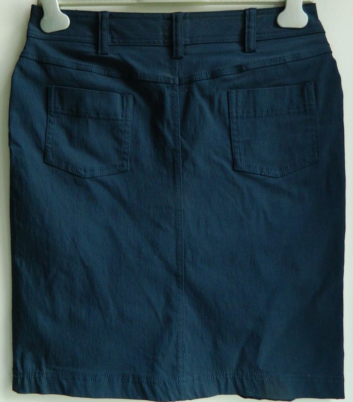 Jupe droite T 38 - photo numéro 3