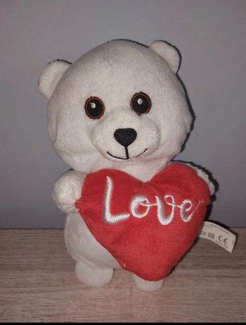 Nounours avec cœur