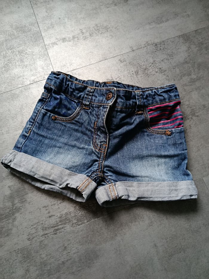 Short fille 6 ans