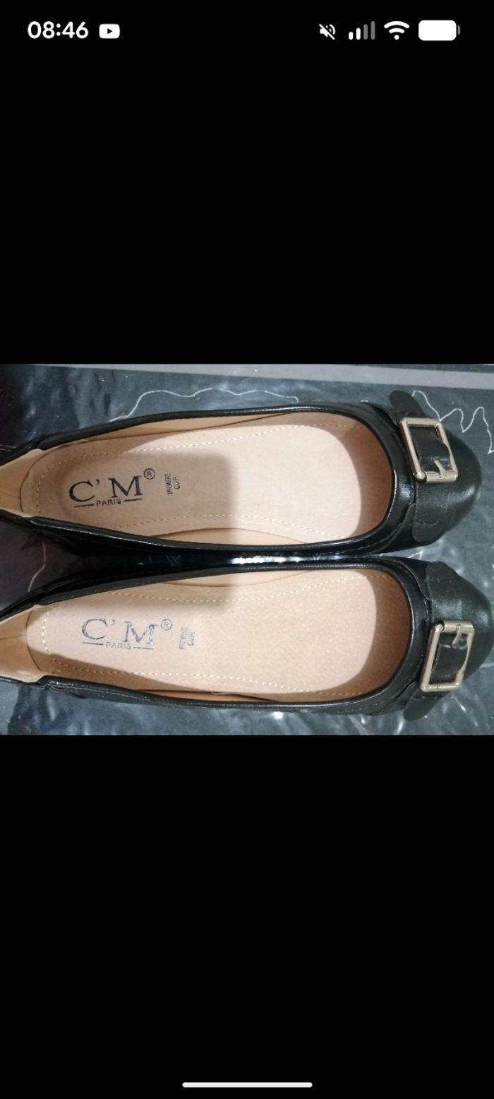 Jolie paire de ballerines vintage C'M Paris noires. Taille 37 - photo numéro 3