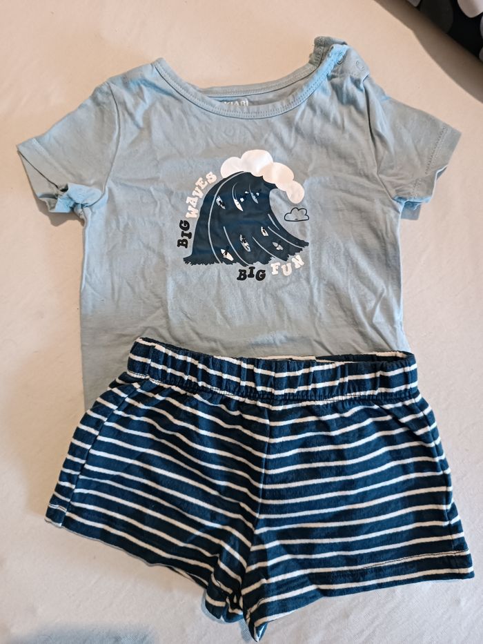 Ensemble short + t shirt