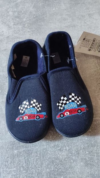 Chaussons garçon 30