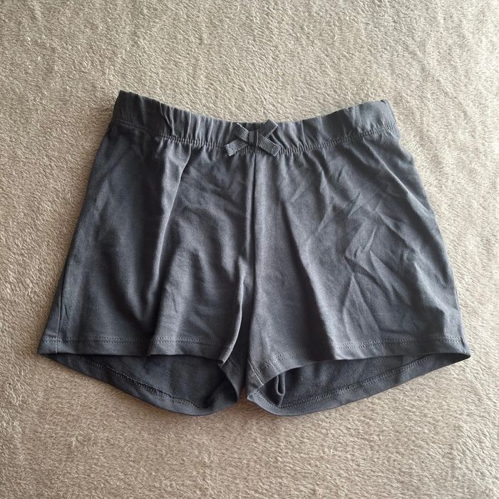 Short gris foncé