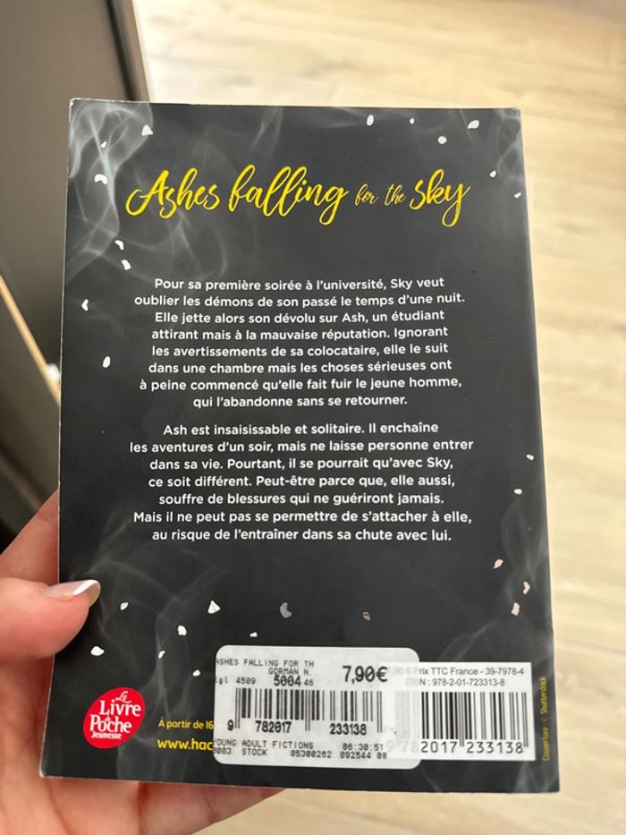 Livre adhésif falling for the sky - photo numéro 2