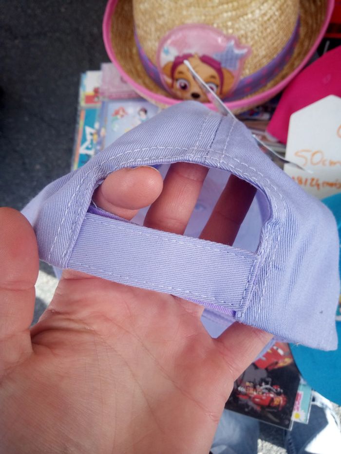 casquette la reine des neiges - photo numéro 2