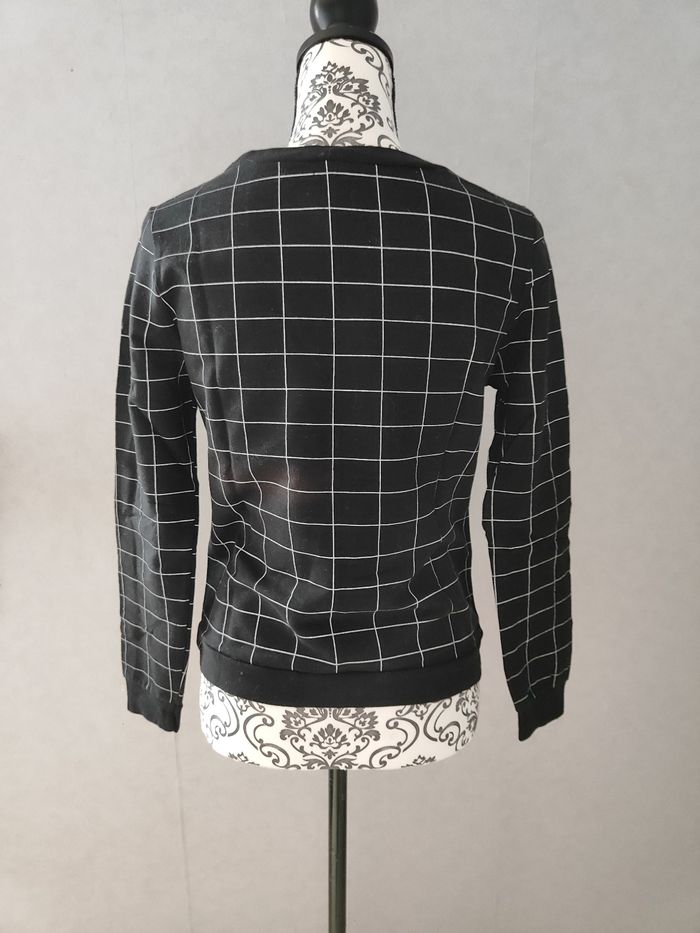 sweat TOMBOY 96 - style streetwear tendance 🖤 - photo numéro 2