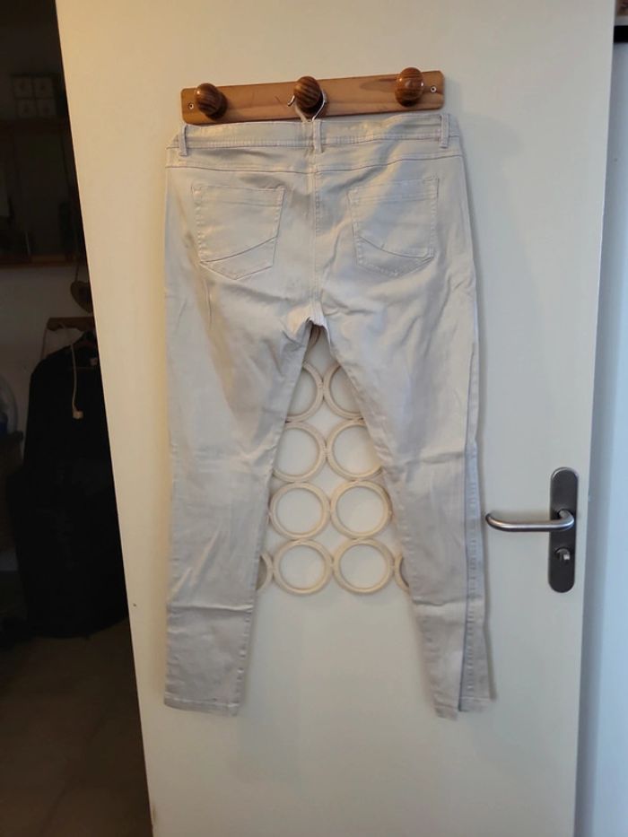 Pantalon crème brillant - photo numéro 5