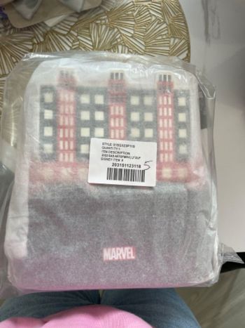 Loungefly hôtel Marvel New york