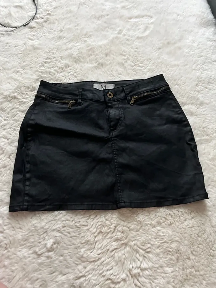 Minijupe, Zara