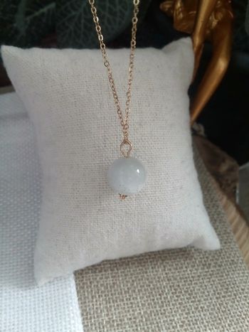 Collier pierre de sélénite naturelle