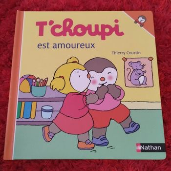 Livre Nathan neuf T'choupi est amoureux