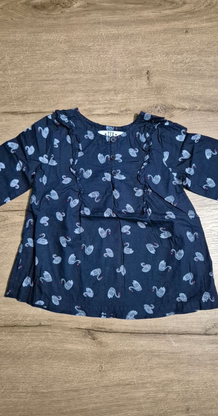 Lot t-shirt ML et blouse 24 mois - photo numéro 3
