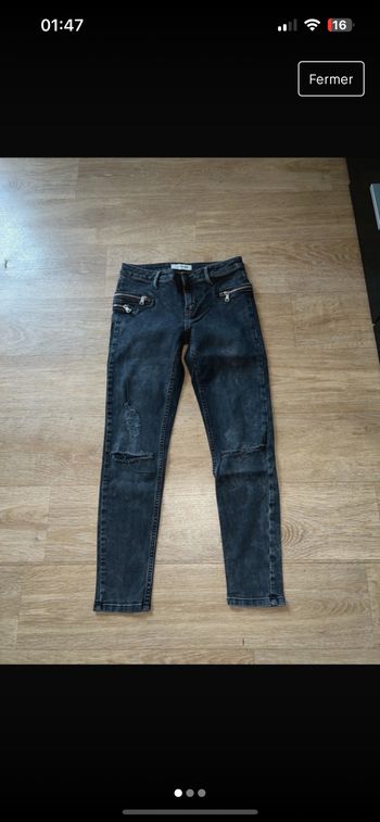 Jean à troué femme