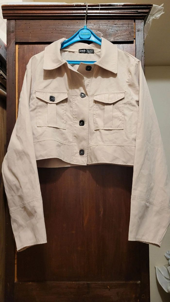 Haut veste courte beige taille M