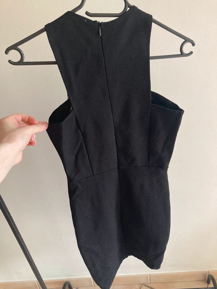Robe chaude moulante aztèque noir et blanche - photo numéro 3