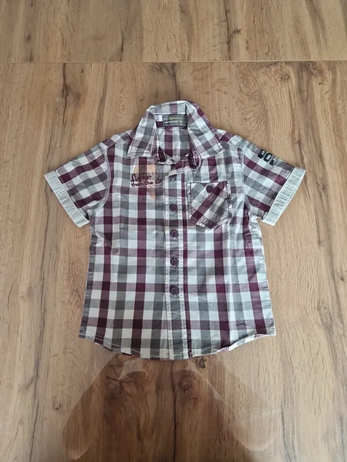 Lot - 3 tee shirt + 1 chemise + 1 Marcel + 1 pull capuche - 2 ans - photo numéro 2