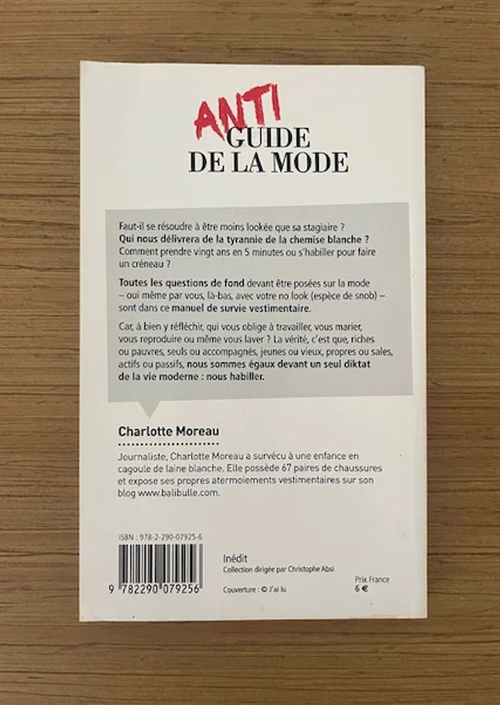 Livre - Antiguide de la mode - Charlotte Moreau - photo numéro 2