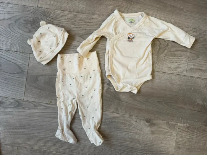 Ensemble vêtement bébé Disney