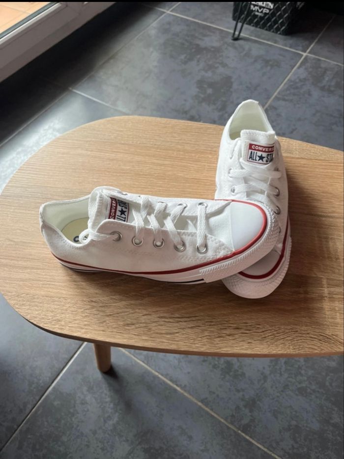 Converse blanche - photo numéro 2