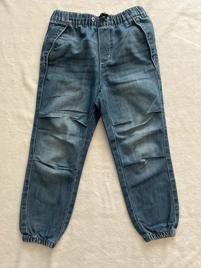 Jean jogger garçon – H&M – Taille 116 (5-6 ans)