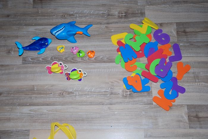 lot jouets de bain bébé