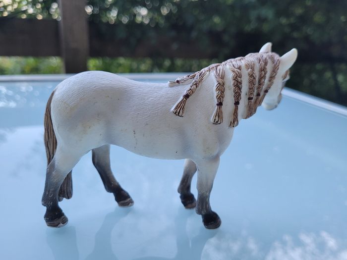 Lot de 3 Chevaux Scheich : noir et blanc, gris et blanc et blanc - photo numéro 3