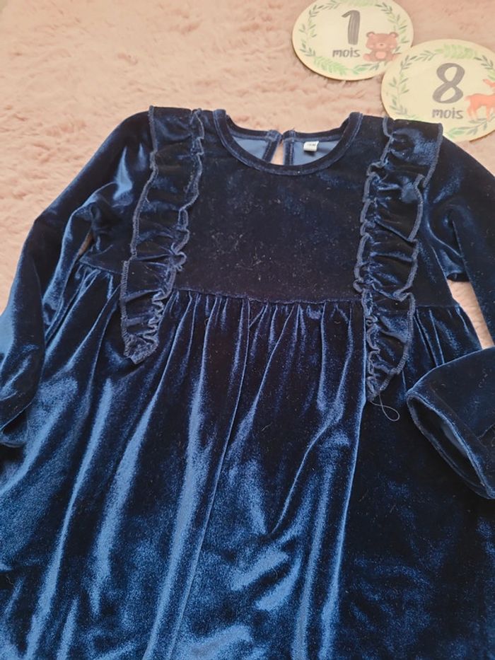 Robe velours 18 mois - photo numéro 2