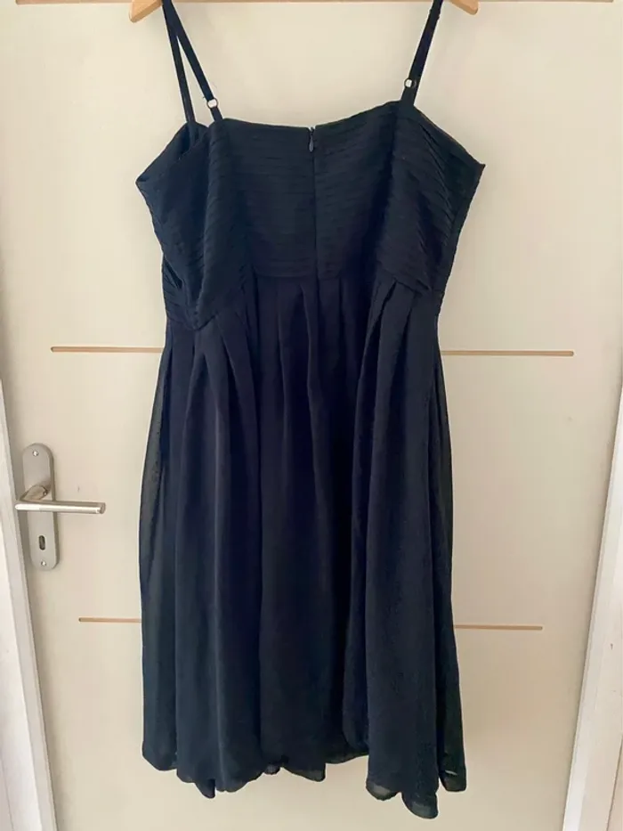 Robe noire taille 44 - photo numéro 3