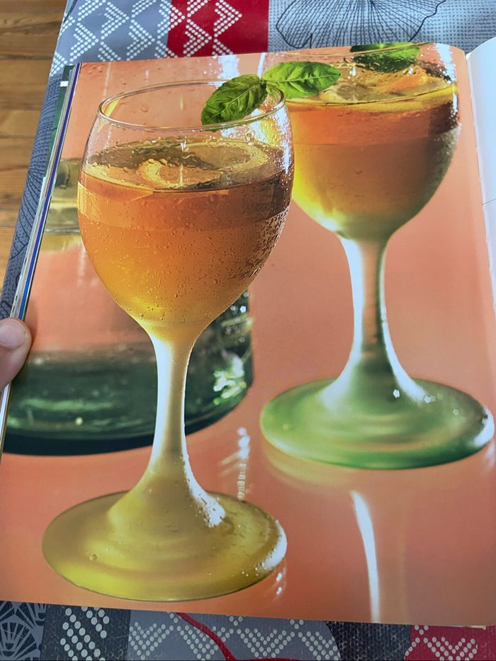 ~ Parragon ~ 1000 et un cocktails - photo numéro 3
