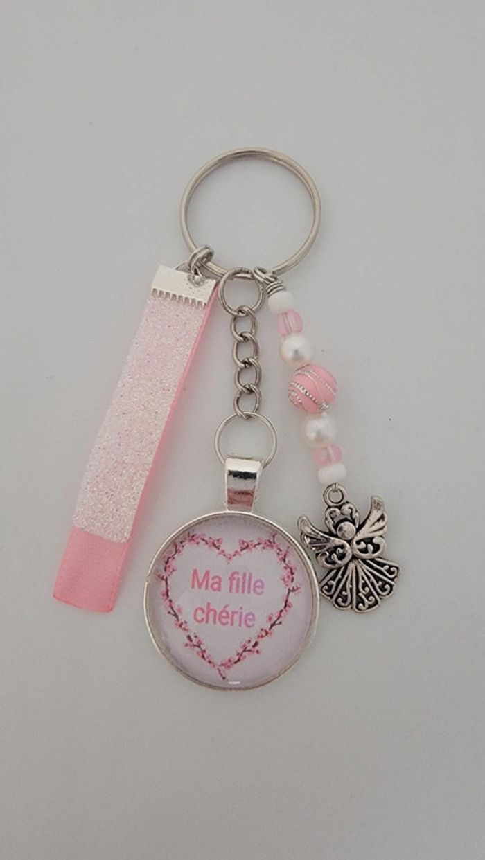 Cadeau ma fille, porte clé message bijoux de sac " ma fille chérie "