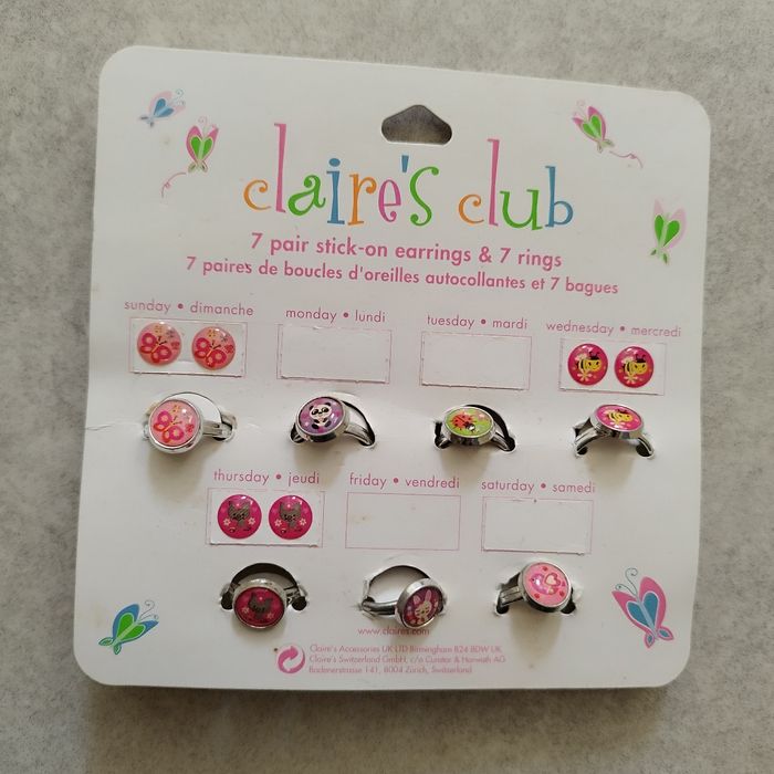 Lot de 7 bagues et 3 paires de boucles d'oreilles enfant