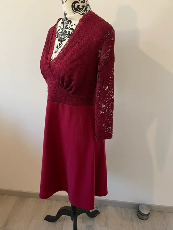 Robe Bodyflirt bordeaux dentelle et patineuse | Taille 38/40 - photo numéro 4