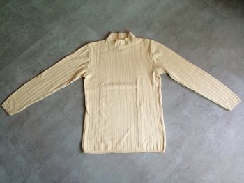 Pull fin jaune moutarde Taille 36/38 1.2.3