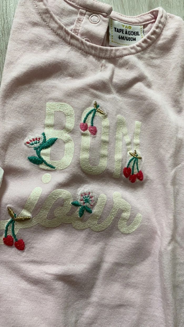 Deux t shirt TAO - photo numéro 2