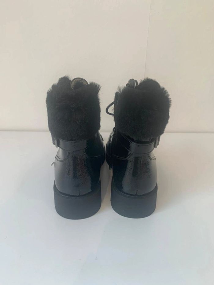 Bottines vernies a lacets noir - photo numéro 2
