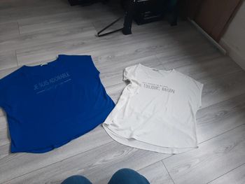 2 blouses