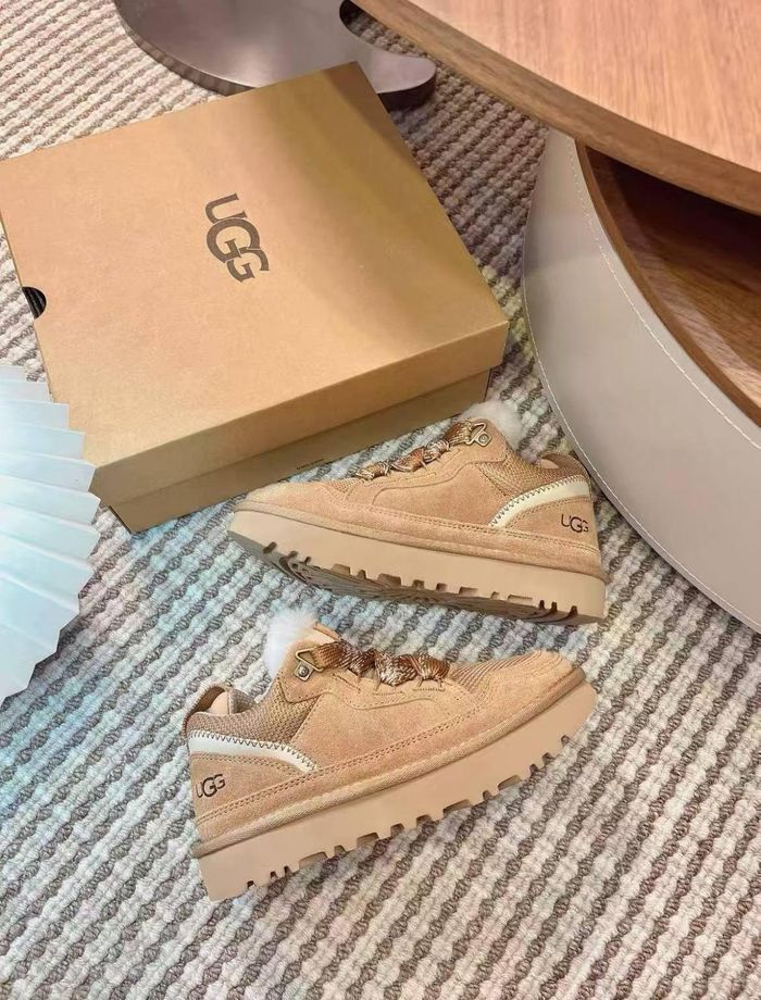 Ugg Lowmel marrons - Taille 38 - photo numéro 2