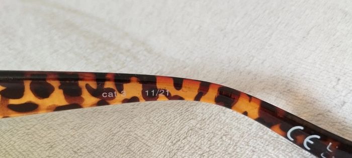 Lunettes de soleil fantaisie - photo numéro 6