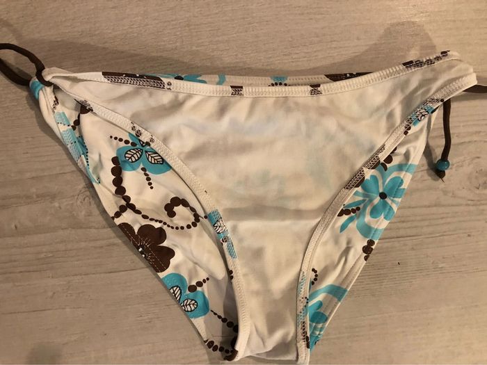 Maillot de bain 2 pièces « dim » T 40/42 NEUF - photo numéro 7