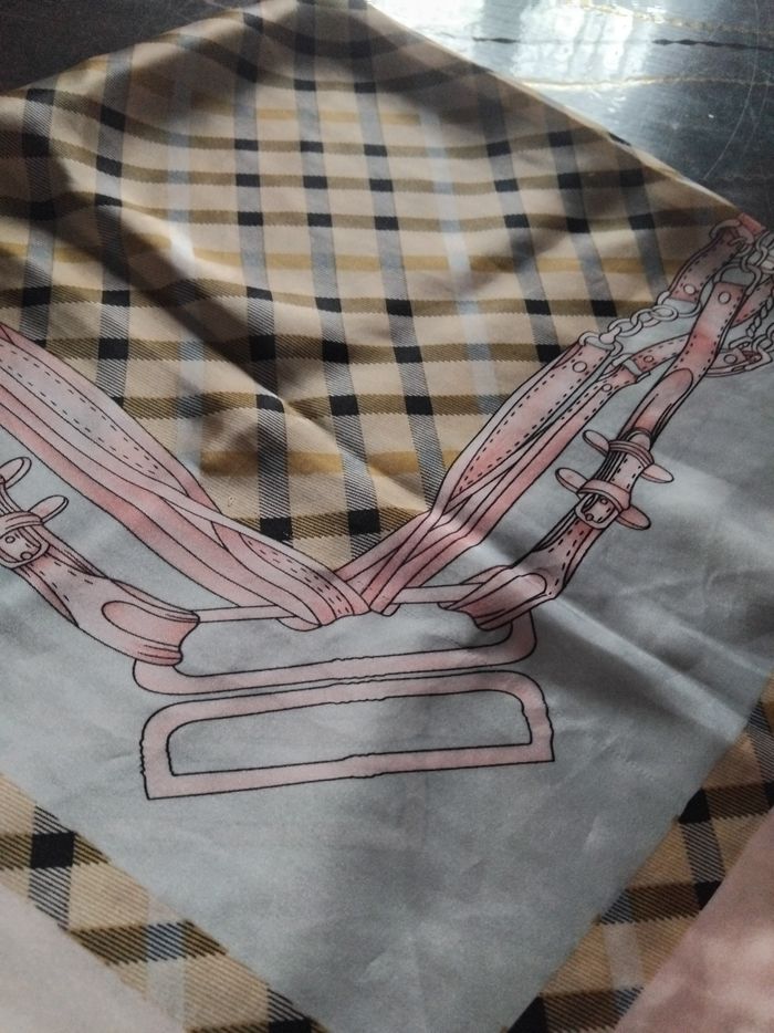 Carré etole rose - photo numéro 6