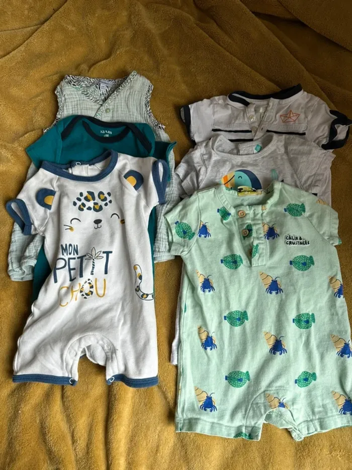 Lot de 6 combinaisons short divers marques taille 6 mois - photo numéro 2