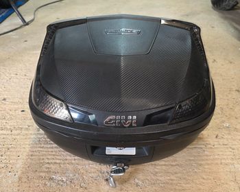 Top case Givi blade 47L