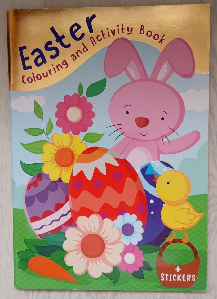 Livre de coloriage pour Pâques avec stickers NEUF