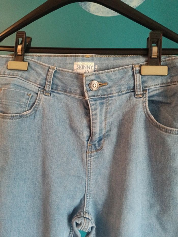 Jeans clair - photo numéro 2