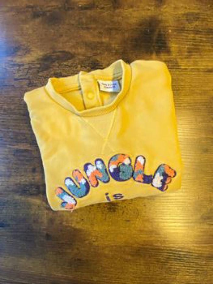 Pull jaune