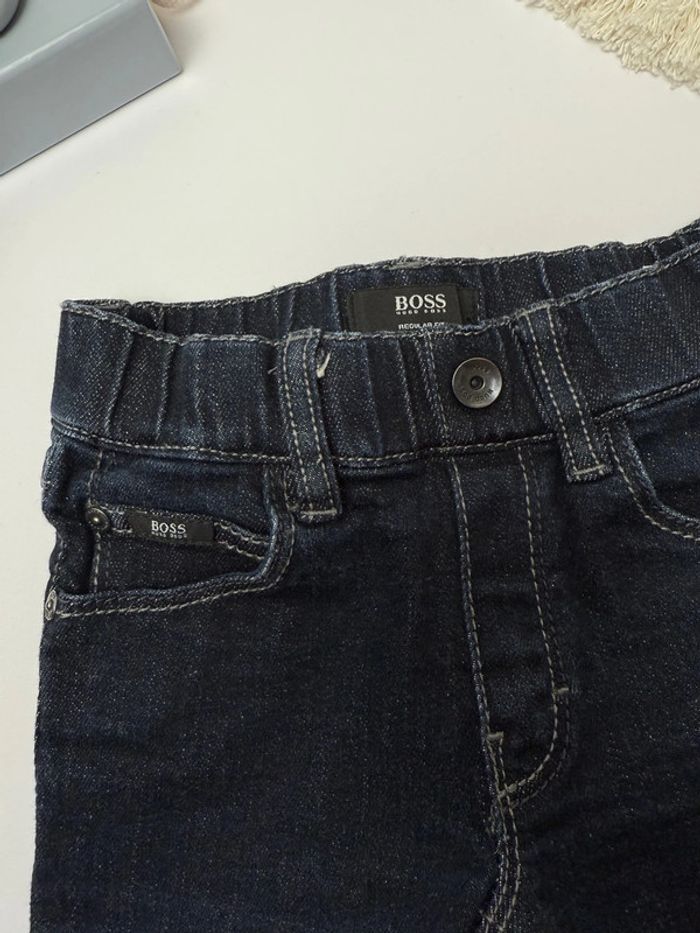Jeans Boss Hugo Boss bébé garçon taille 6 mois, 67 cm coupe regular parfait état - photo numéro 2