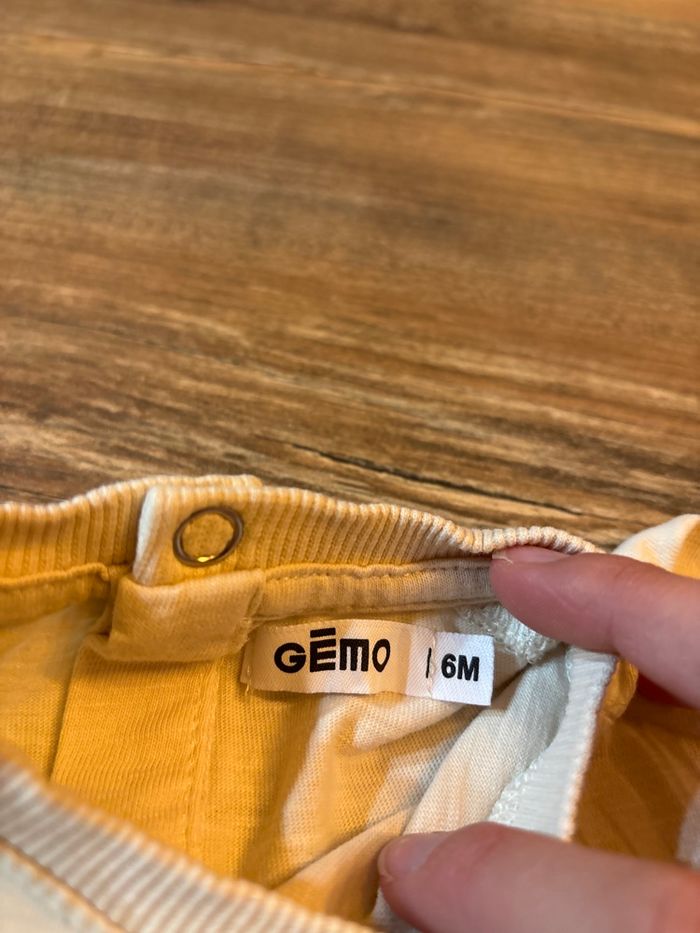 T short - photo numéro 2