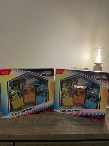 Pokémon - Coffret Poster EV8.5 - Évolutions Prismatiques