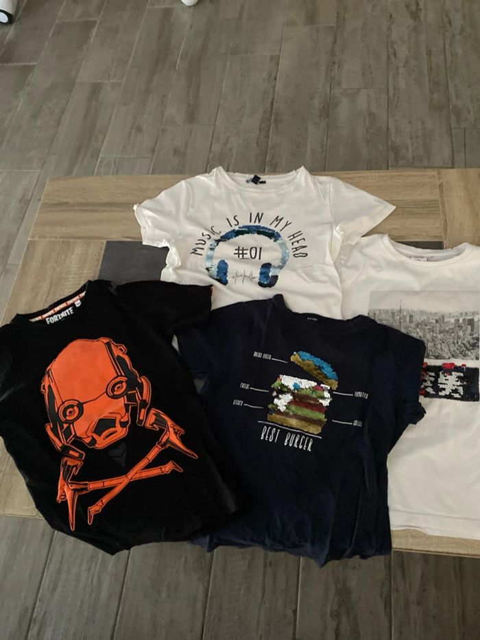 Lot de 4 t-shirts 10 ans kiabi, TAO