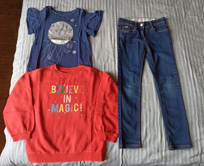 Lot enfant fille 6-7ans